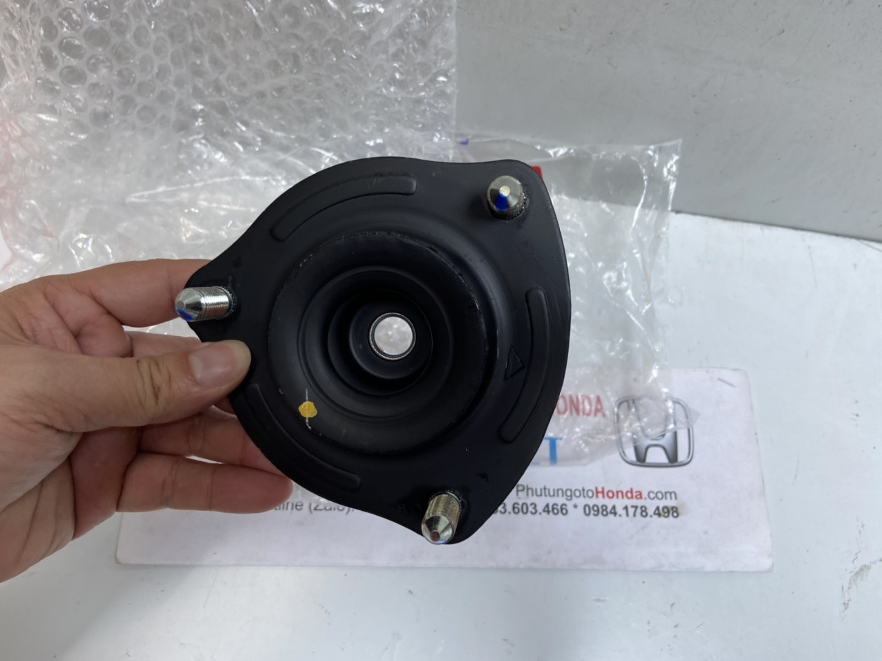 Bát bèo giảm xóc trước xe Honda CIVIC 2006-2011